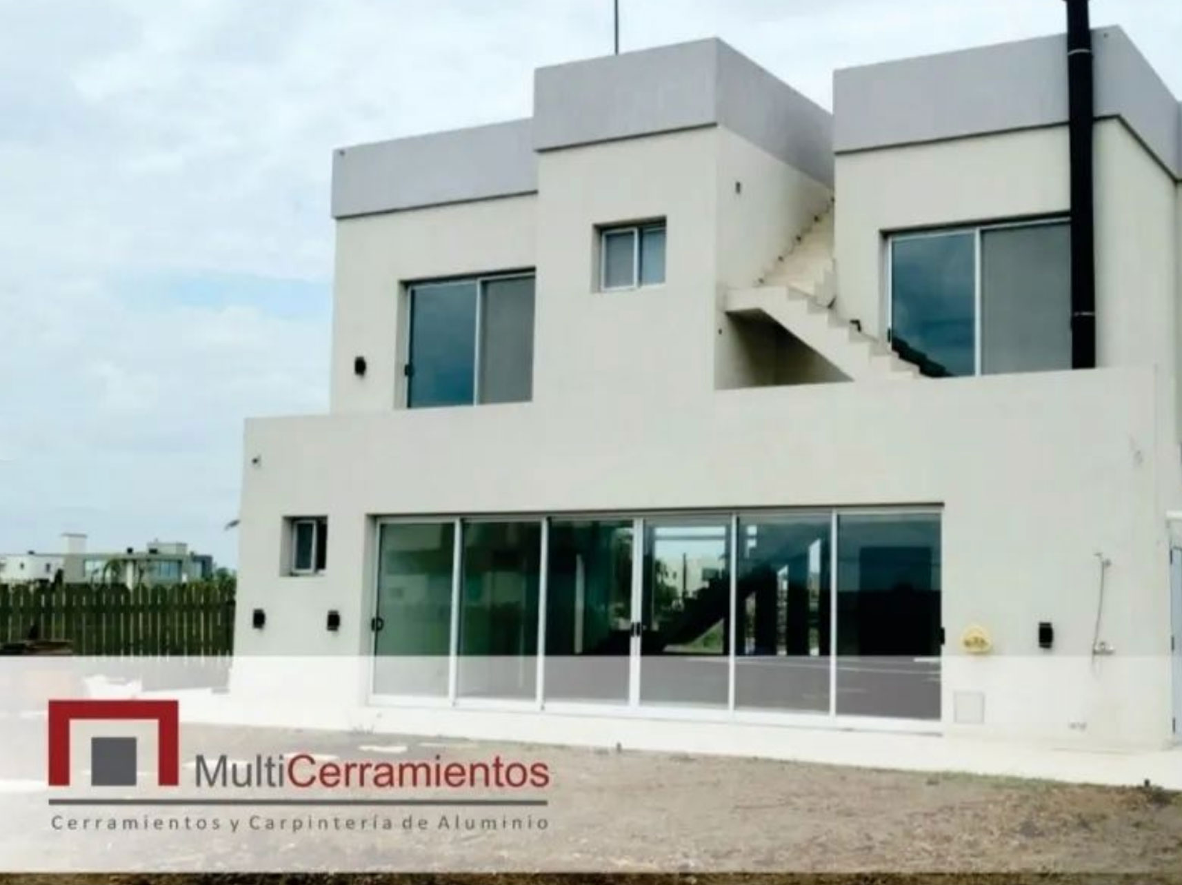 Multi cerramientos de calidad en Livenza Spazio Urbano en Canning 